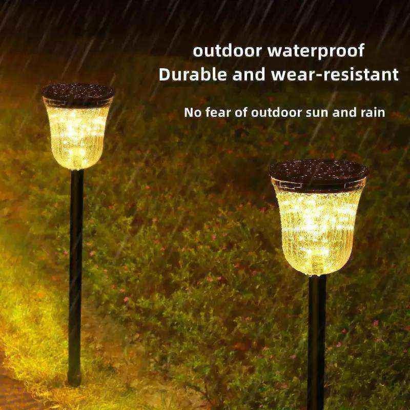 Éclairage solaire de jardin décoratif avec une efficacité lumineuse de 60lm/w et un temps de charge de 50000