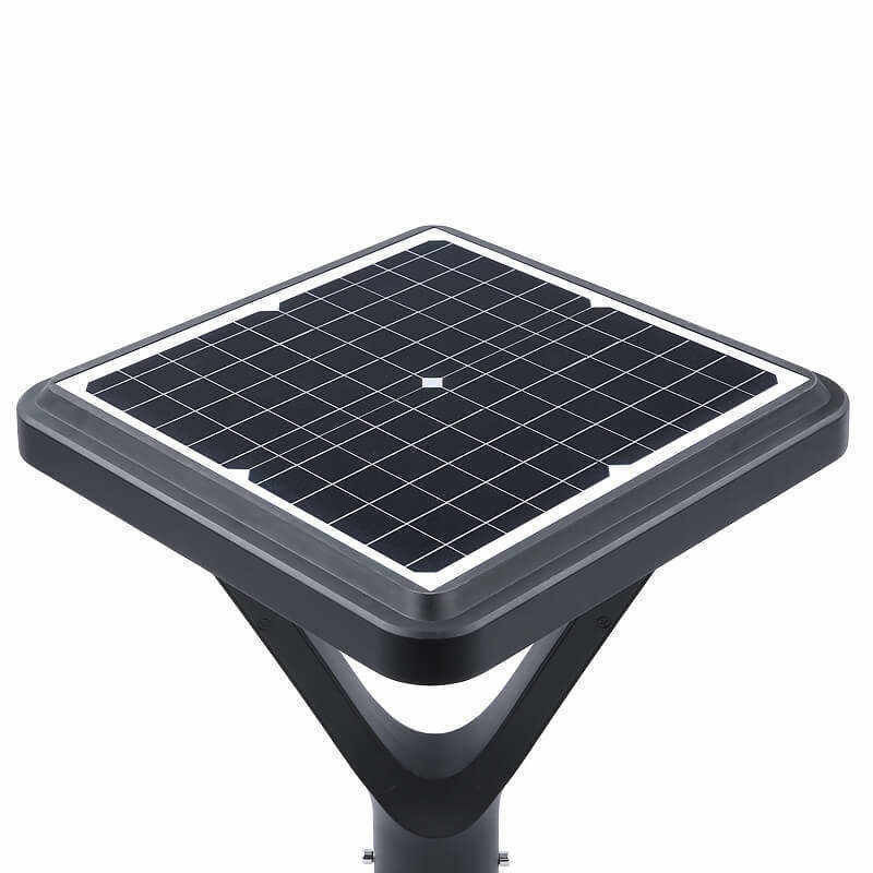 Square Plaza Solar Garden Light avec des options de personnalisation et une température de couleur élevée