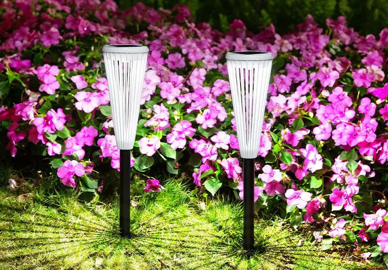 Éclairage solaire pour jardin à l'épreuve de l'eau
