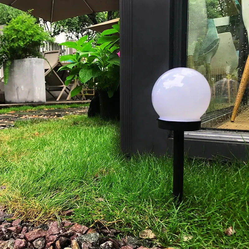 2700K Lumières solaires à billes blanches douces et chaudes étanches pour les jardins extérieurs