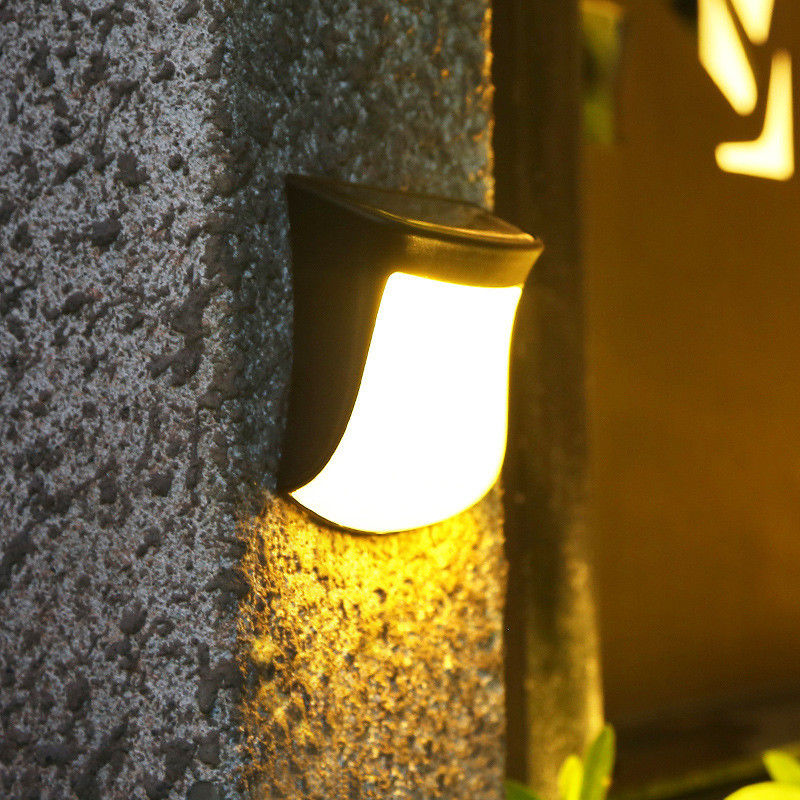 Lumière solaire ABS pour jardin 1- Résistance à l'eau à l'extérieur