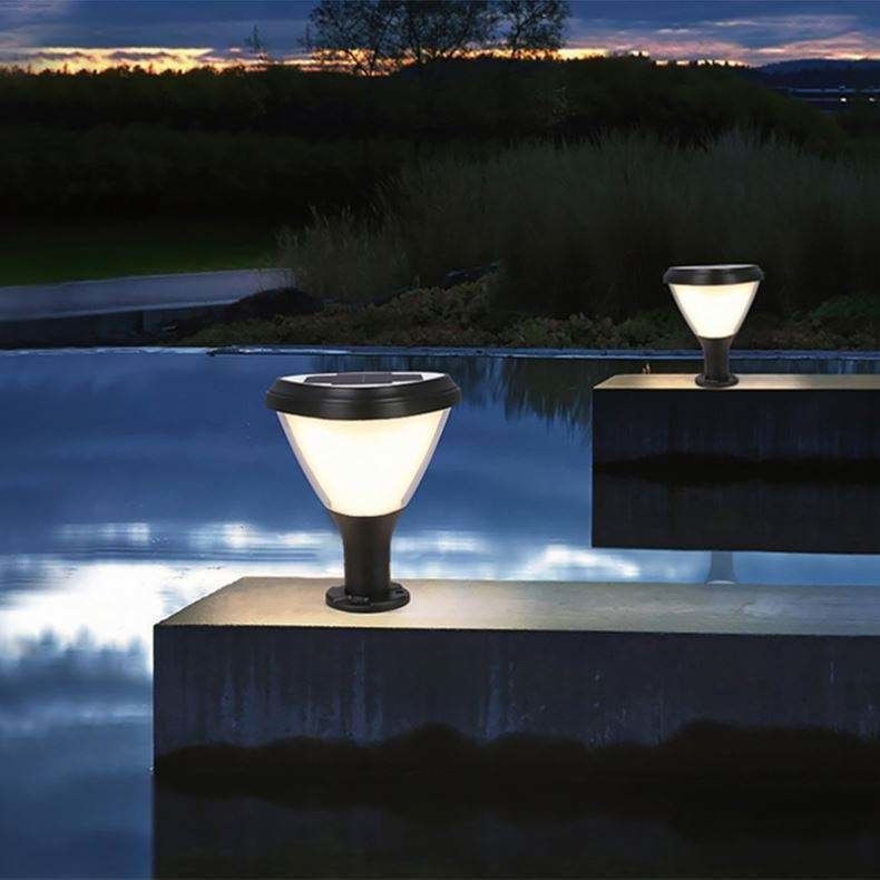 Lampe à colonne à fenêtre à LED moderne pour la décoration de jardin de patio polyvalente