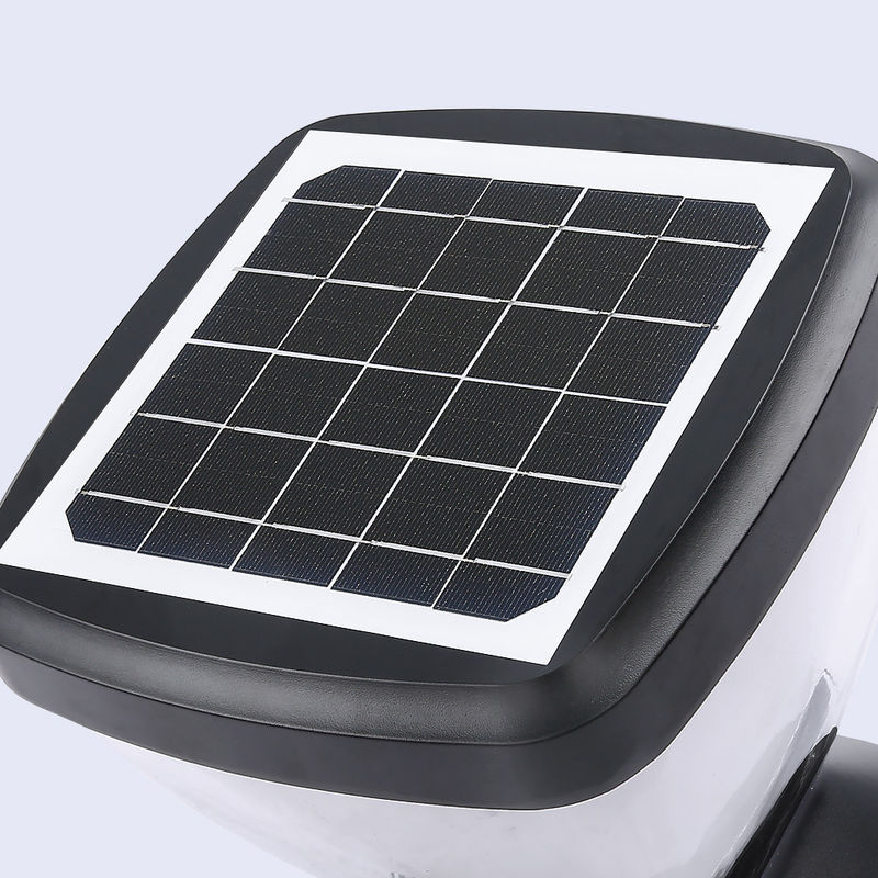 Éclairage solaire pour la clôture de jardin avec une température de couleur de 3000K/6500K