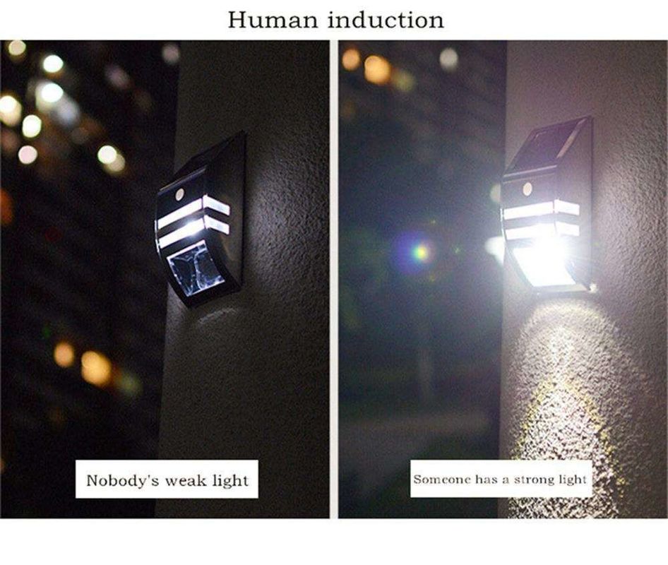 Lumière de clôture solaire Modèle le plus récent Lumières extérieures modernes LED Sensor solaire