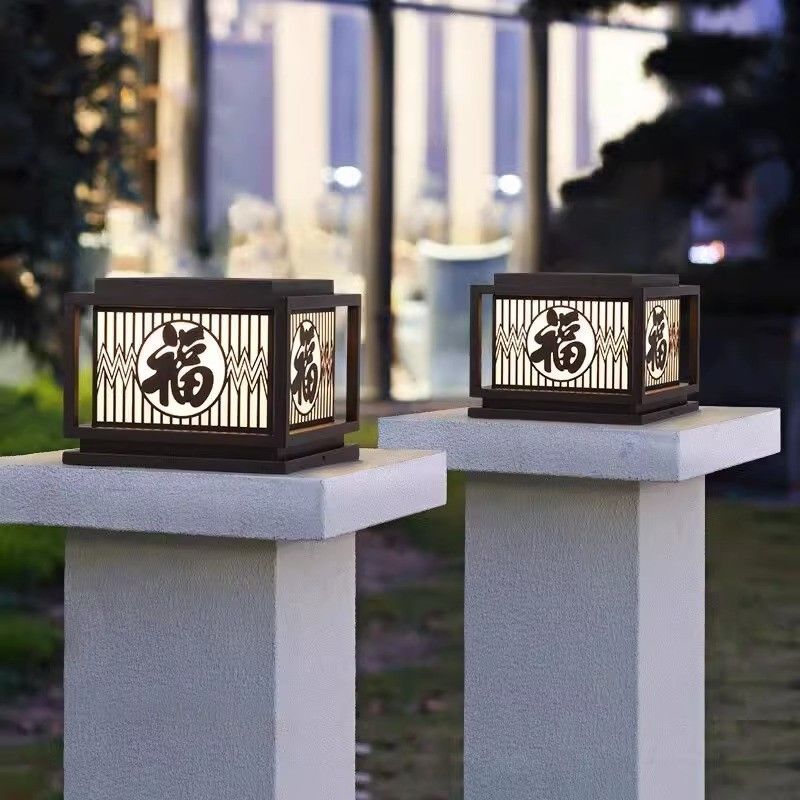 50000 heures de travail Durée de vie Lumière de pilier solaire pour jardin extérieur