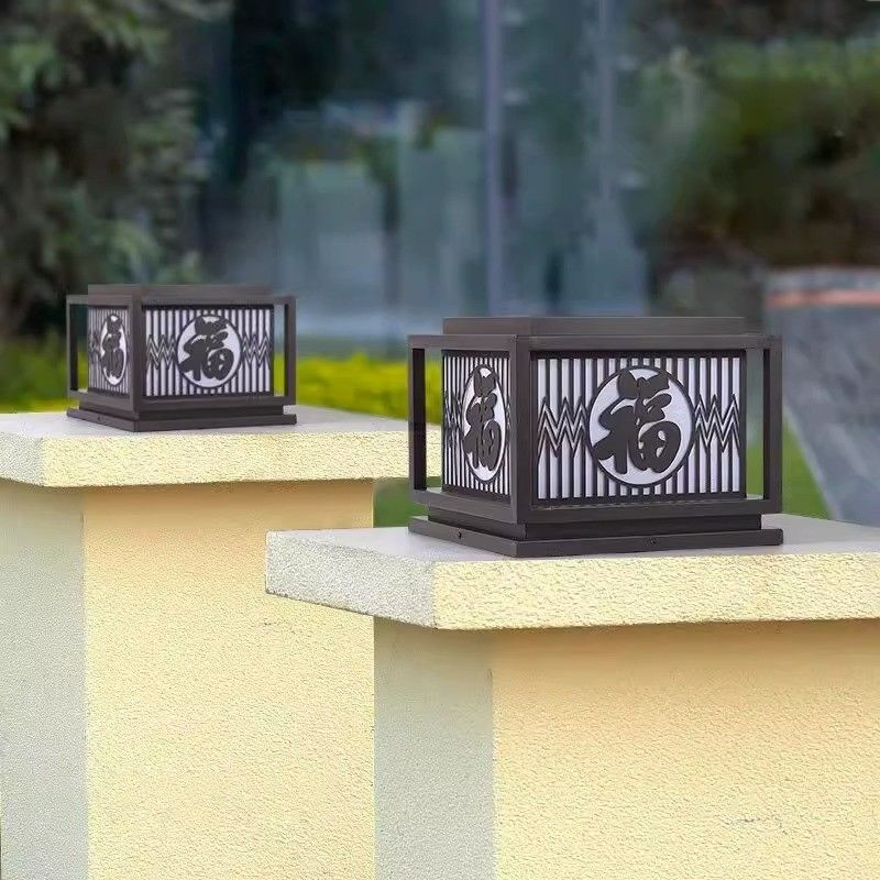 50000 heures de travail Durée de vie Lumière de pilier solaire pour jardin extérieur