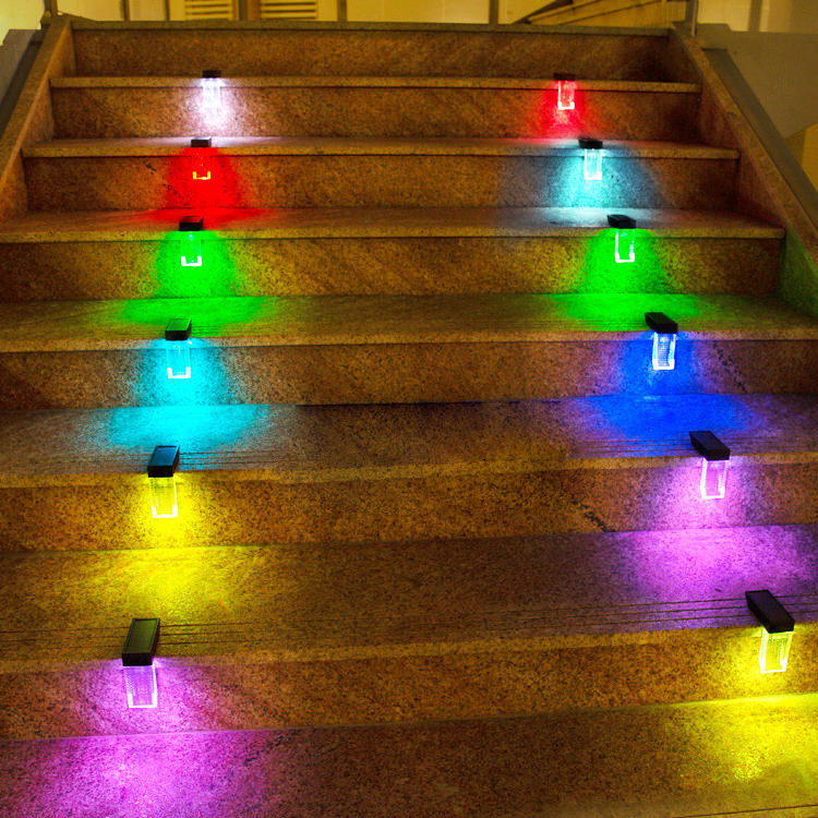 Éclairage solaire LED pour jardin extérieur avec étanchéité IP65