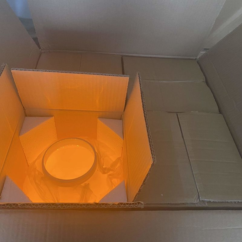 360° Angle de faisceau rond Lumières de poste de clôture solaire en plastique avec minuterie à distance et 3 couleurs