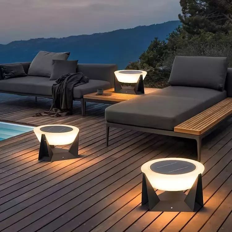 Lumière de pilier solaire avec support Dimmer Longue durée de vie et temps de travail de 50000 heures