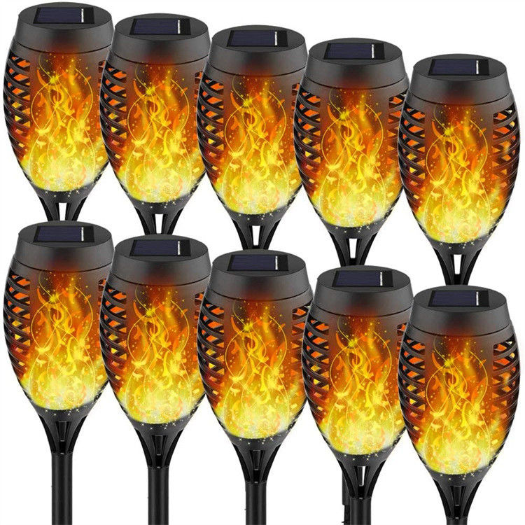 Lumière LED solaire pour la danse Flamme clignotante Paysage de la cour étanche à l'air libre