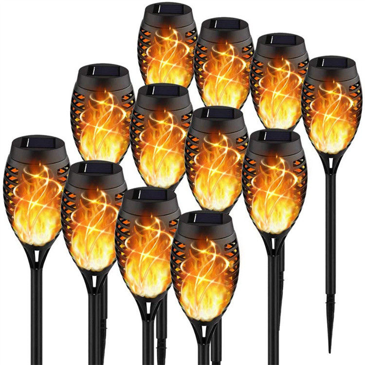 Lumière LED solaire pour la danse Flamme clignotante Paysage de la cour étanche à l'air libre