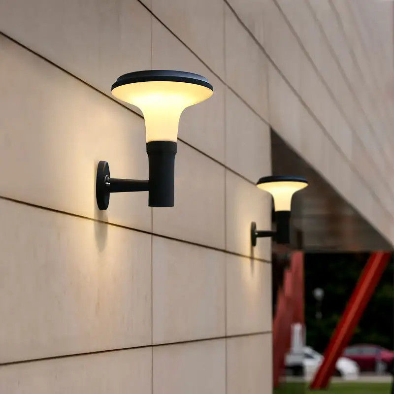 Éclairage solaire LED résistant à l'eau pour terrasse extérieure personnalisée