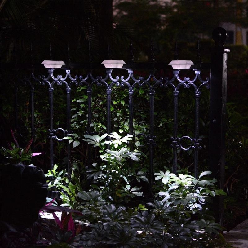 Lumières solaires à LED pour jardin de la terrasse de l'allée 12 LED extérieurs lampes murales imperméables