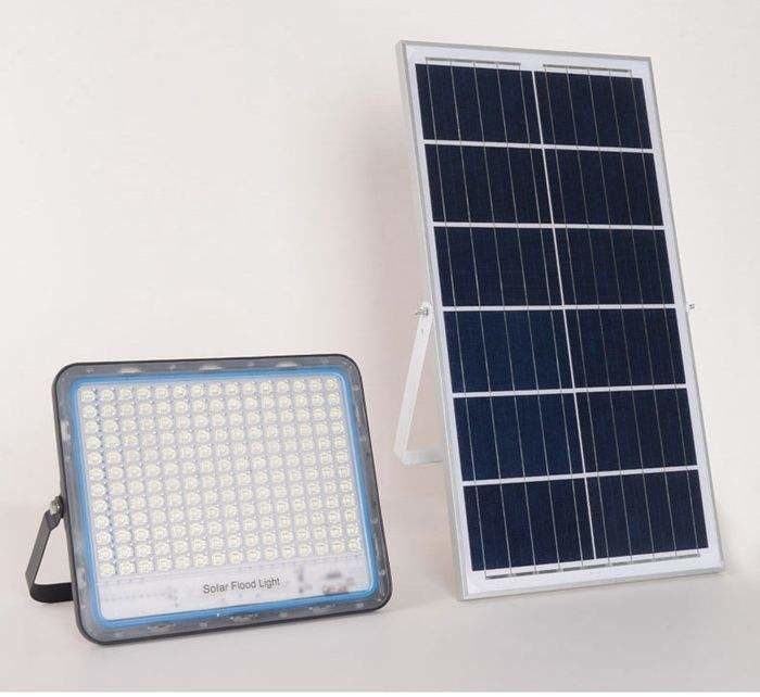 2- 100w lumière solaire à LED 12V 3000mA Ip65 éclairage de stade étanche