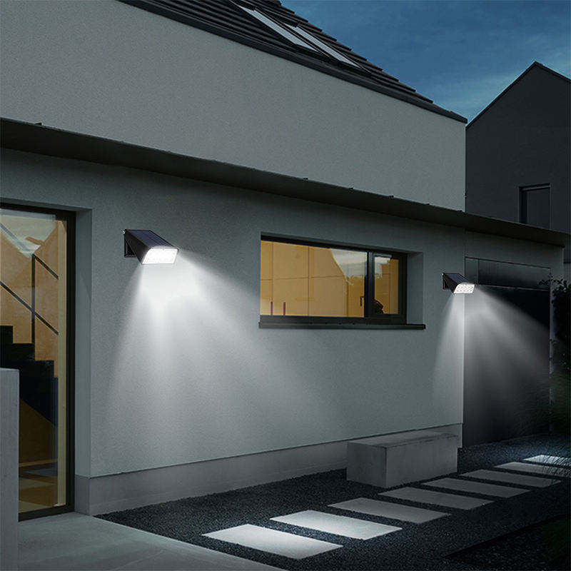 Super lumineux lampes solaires murales de jardin imperméable à l'eau et durable pour la protection de la cour