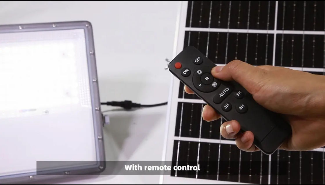 Poids du produit ((kg) 1,6 Haute luminosité 200w Lampes photovoltaïques pour jardin de stationnement