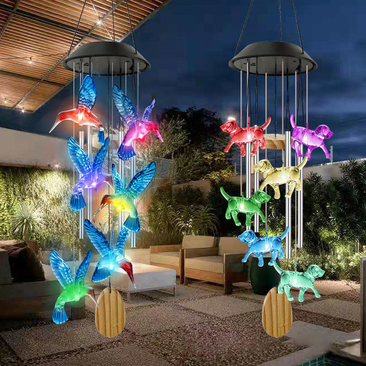 Chime éolienne étanche au soleil avec un design de colibri et de papillon changeant de couleur