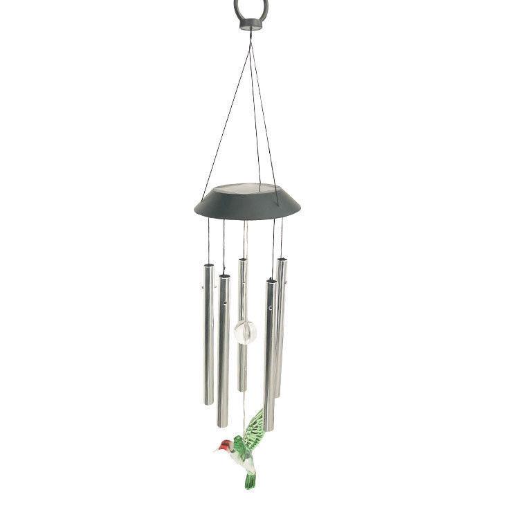 Apportez de la beauté et de la lumière à votre jardin avec la lumière solaire LED qui change de couleur