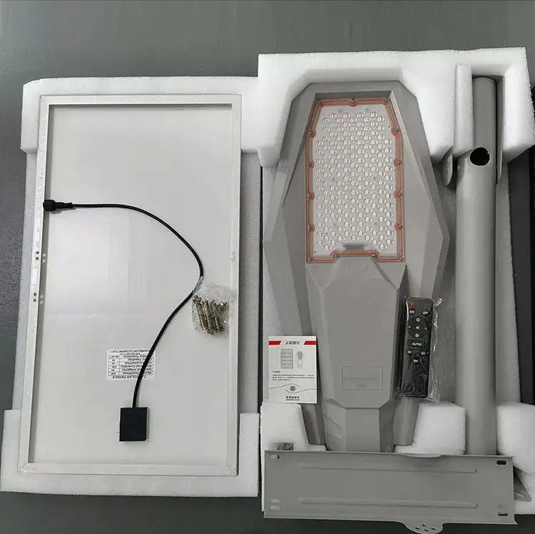 Lampes solaires à LED 300w 400w 500w 200lm/W Ip66 Lampes solaires éclairage commercial