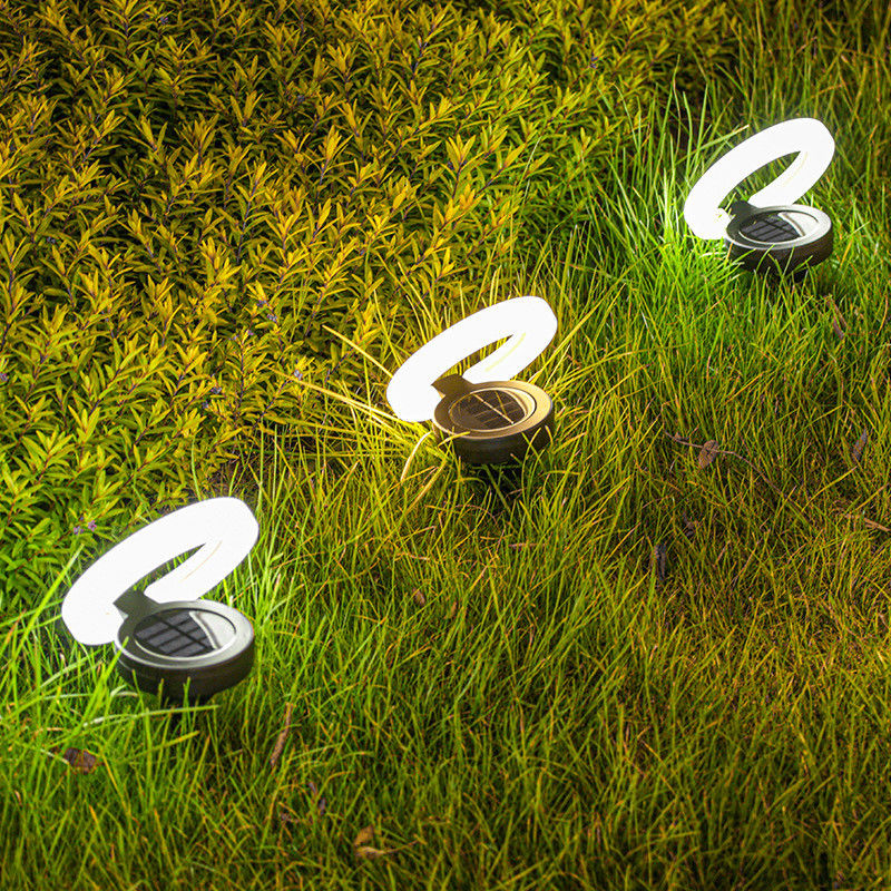 Lumière solaire LED extérieure Deck Lumières de jardin Décoration de jardin projecteur Lampes murales solaires pour jardin